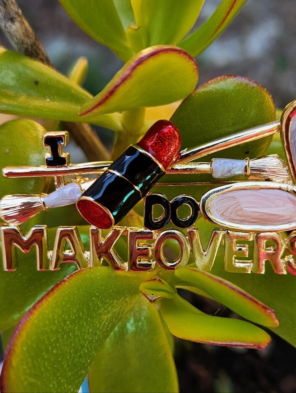 I Do Makeovers Lipstick & Palette Women’s Brooch - Red & Gold - Picture 2 of 5